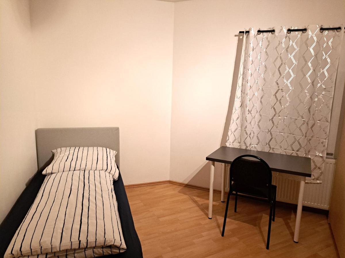 Simostay Halle  Eksteriør billede
