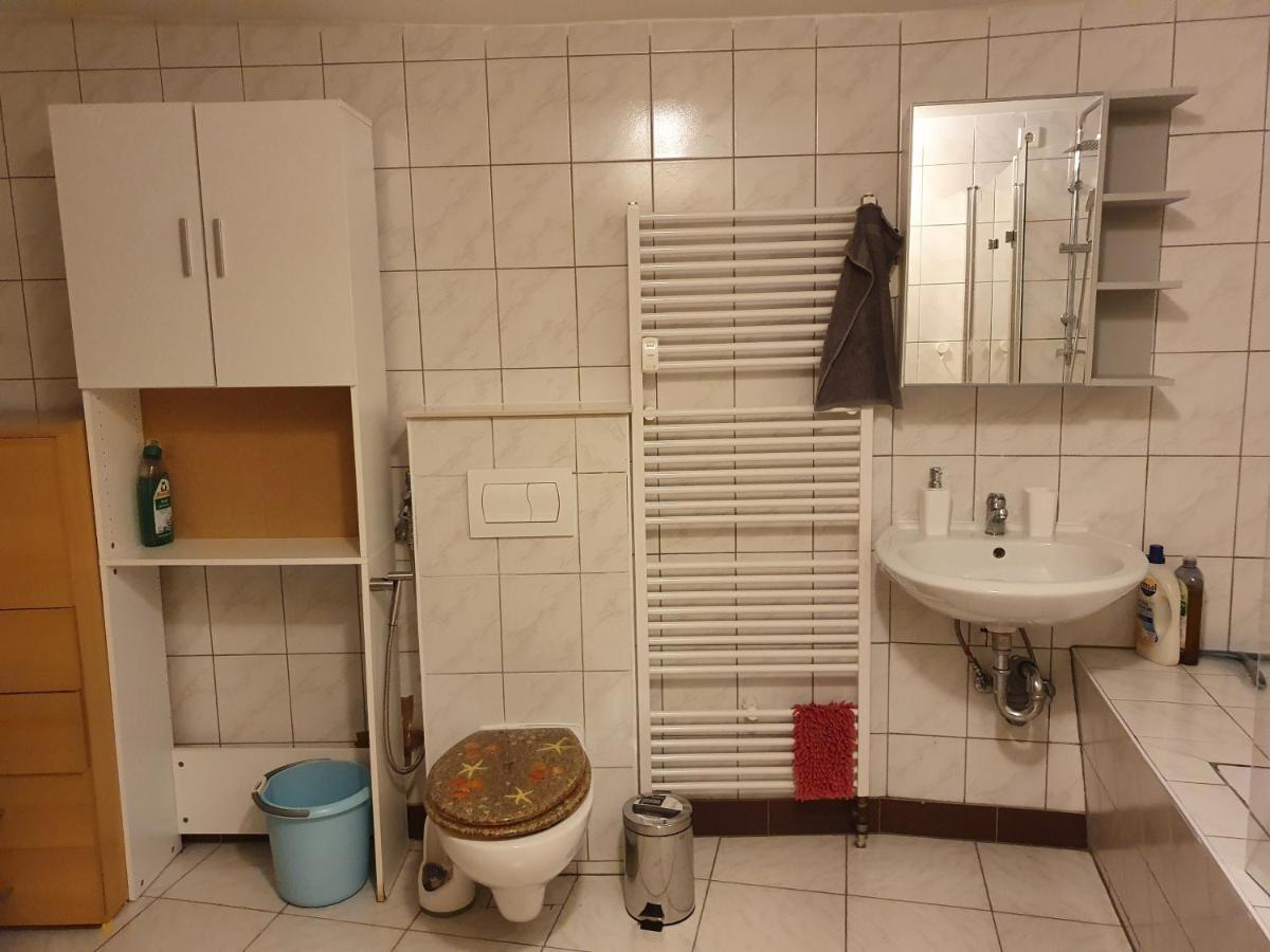 Simostay Halle  Eksteriør billede