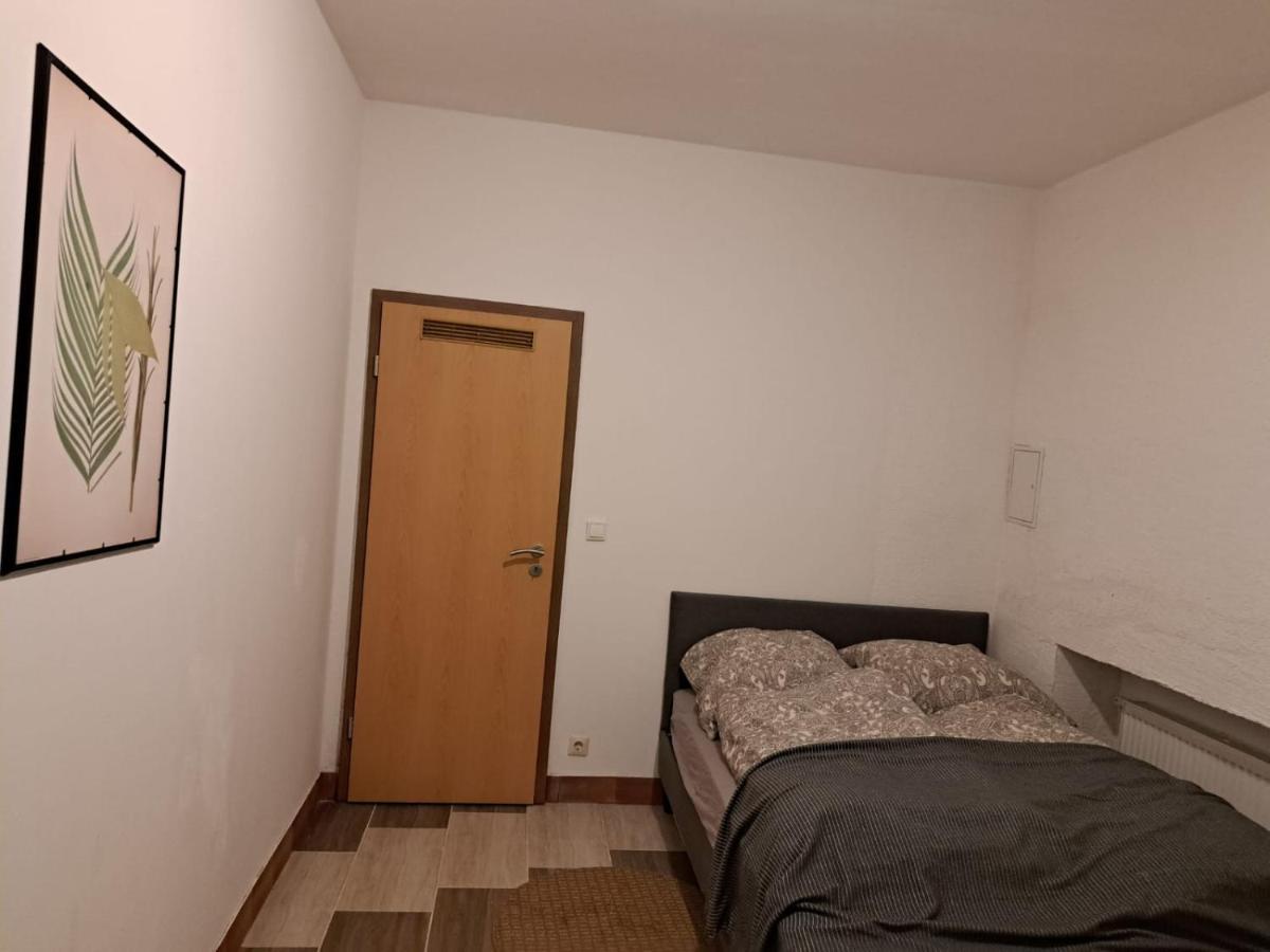 Simostay Halle  Eksteriør billede